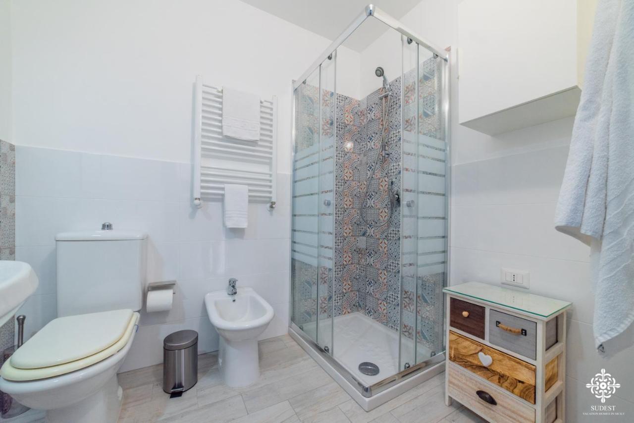 Le 4 Perle Apartments Авола Экстерьер фото